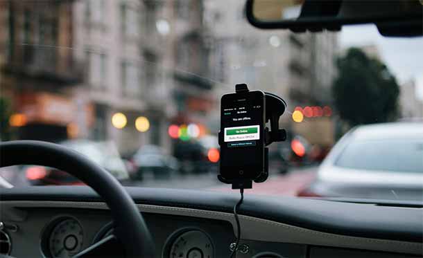 Uber Autorita Trasporti in Italia via libera