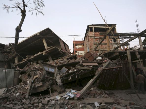 Scossa di terremoto: 6,7 Manipur distrutta