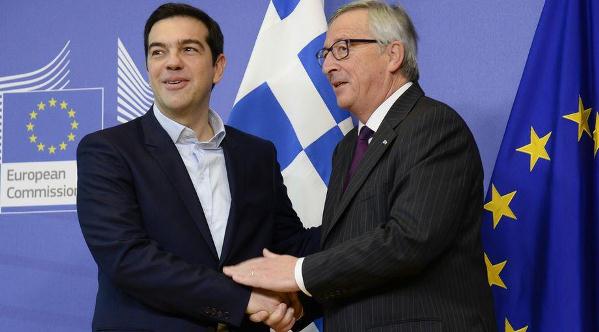 Grecia, l'Eurogruppo decide per un prestito ponte di 7 miliardi