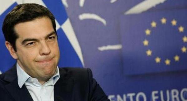 Tsipras, il duro accordo sul debito