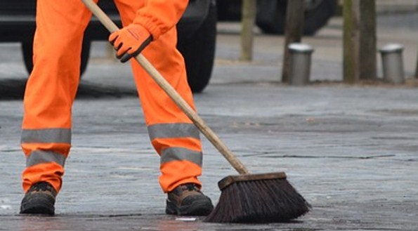 Nardella e Rossi immigrati per ripulire la città di Firenze