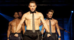 Torna a spogliarsi Channing Tatum