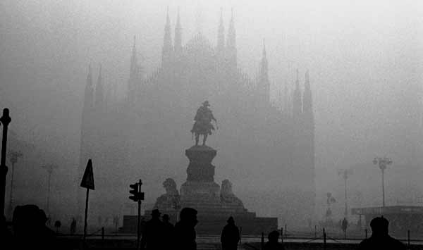 Milano record assoluto per smog in Italia