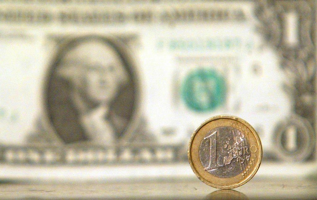 Cambio Euro Dollaro previsioni Forex