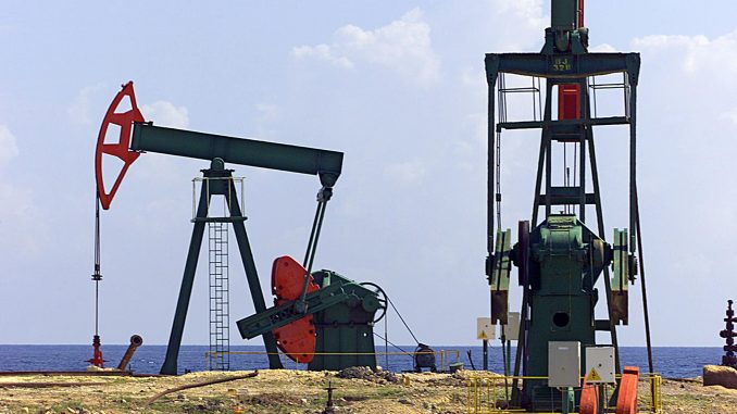 Quotazione Petrolio dopo tagli Quotazione Petrolio dopo tagli