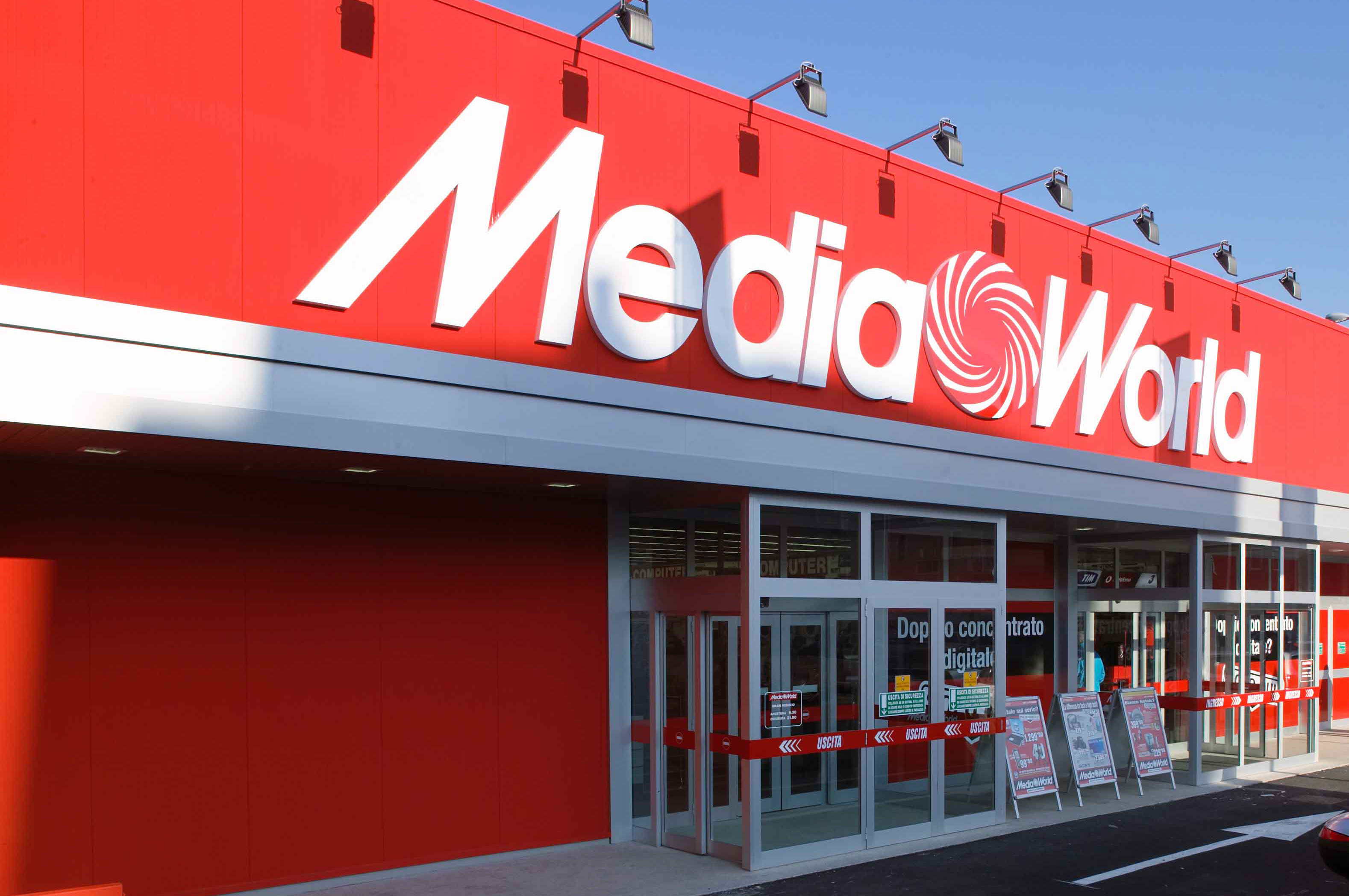 Volantino MediaWorld offerte smartphone e iPhone