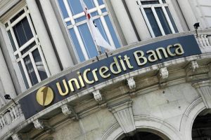 Azioni Unicredit dopo aumento 13 miliardi