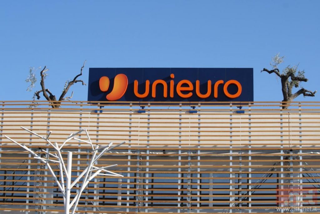 Volantino Unieuro 20% sconti smartphone e Tablet