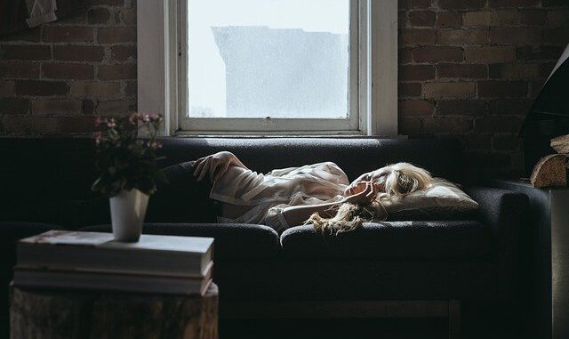 woman-918981_640