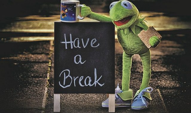 Il potere delle pause: come rigenerarsi anche nelle giornate più frenetiche
